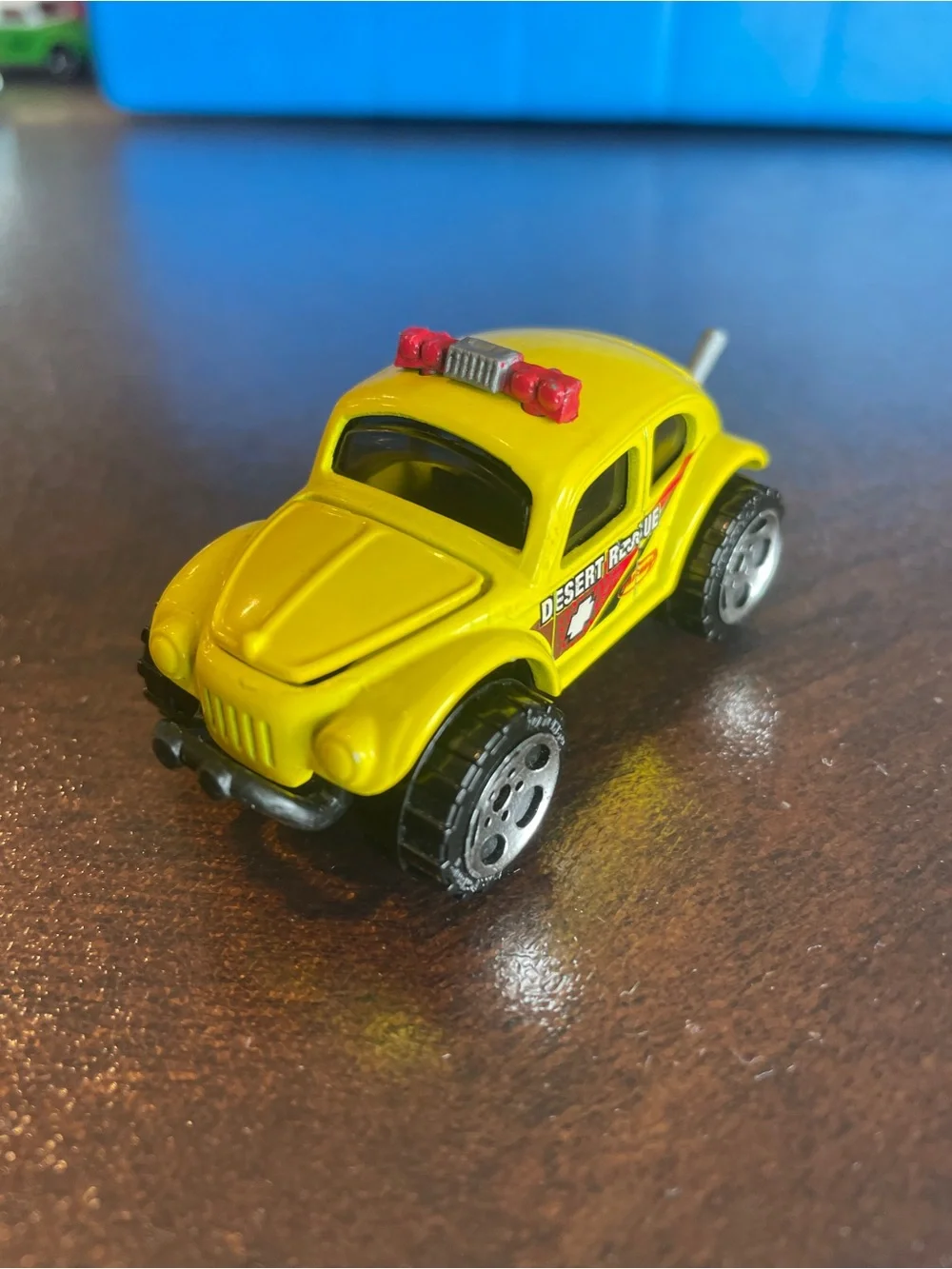 Yellow Desert Rescue VW Bug 4x4 Beetle Volkswagen Matchbox Rare Vintage 2000